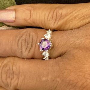 Bella Fizz Size 5 sterling silver ring